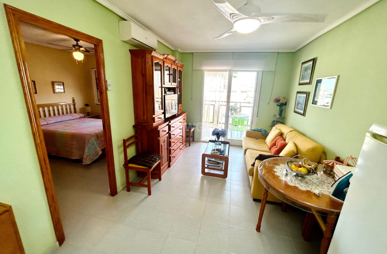 Resale - Apartment / flat - El Chaparral - Inland