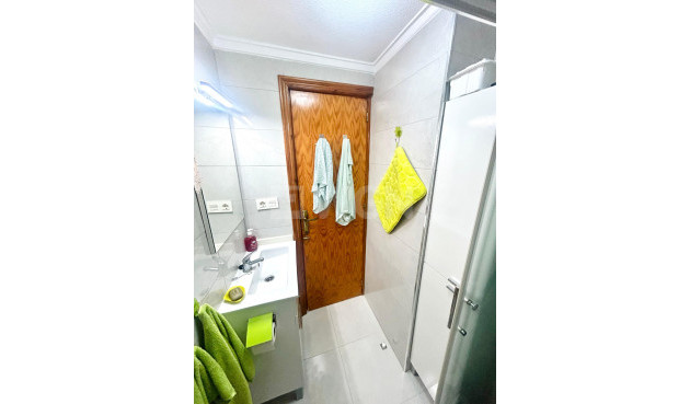 Resale - Apartment / flat - El Chaparral - Inland