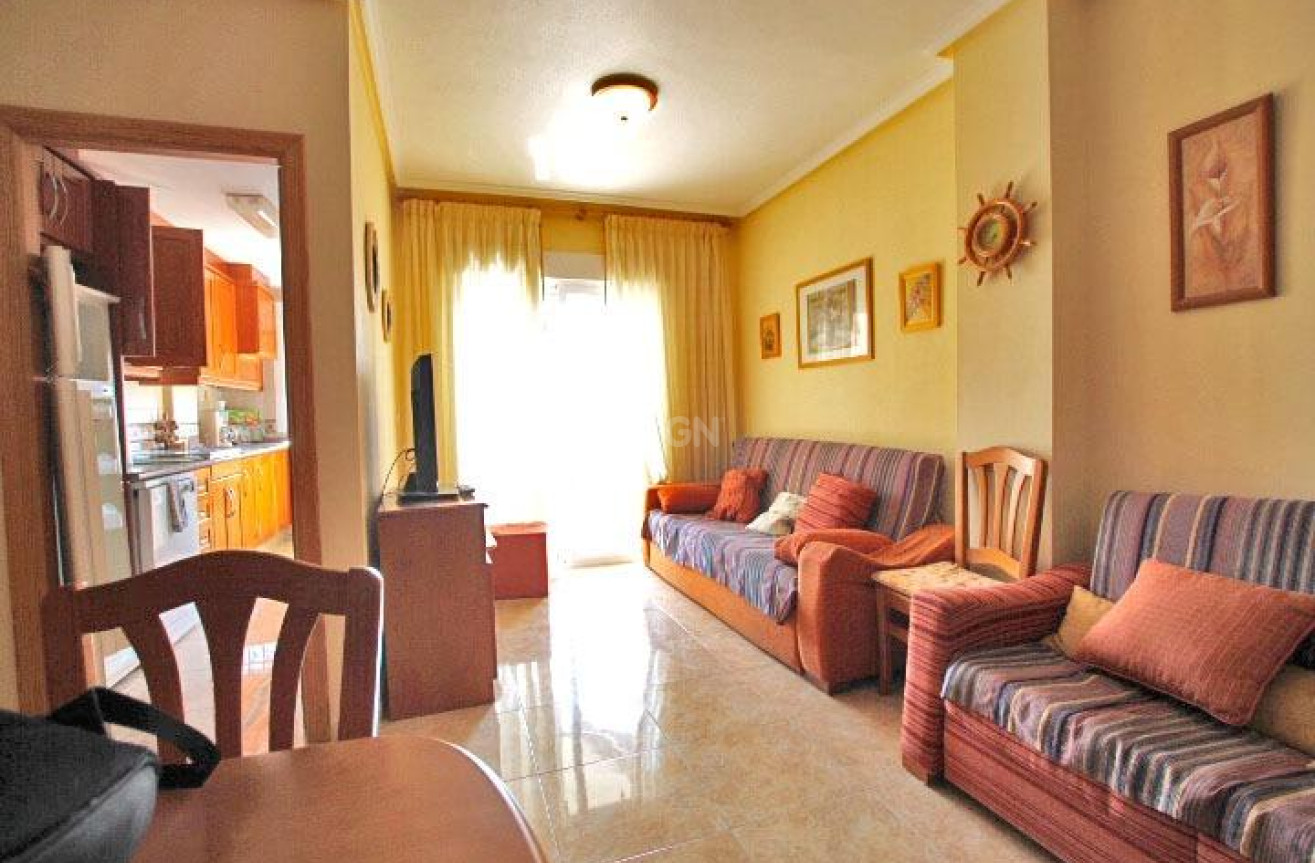 Resale - Apartment / flat - Guardamar del Segura - Pueblo