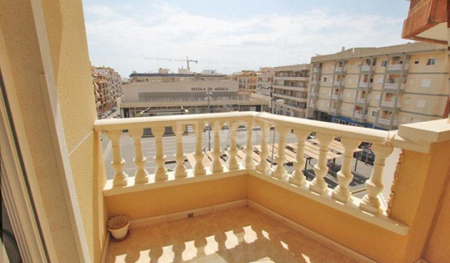 Resale - Apartment / flat - Guardamar del Segura - Pueblo