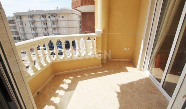Resale - Apartment / flat - Guardamar del Segura - Pueblo