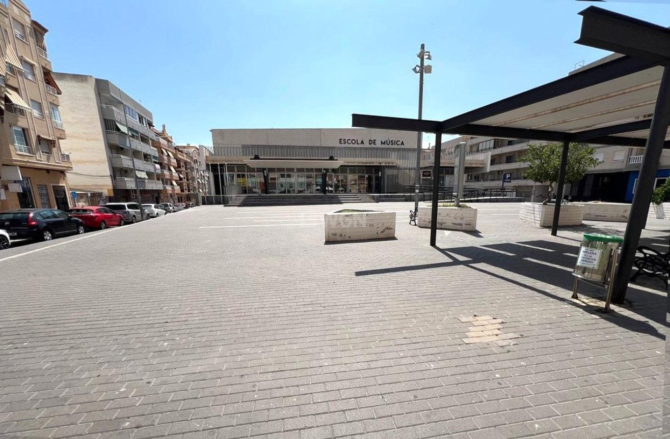 Resale - Apartment / flat - Guardamar del Segura - Pueblo