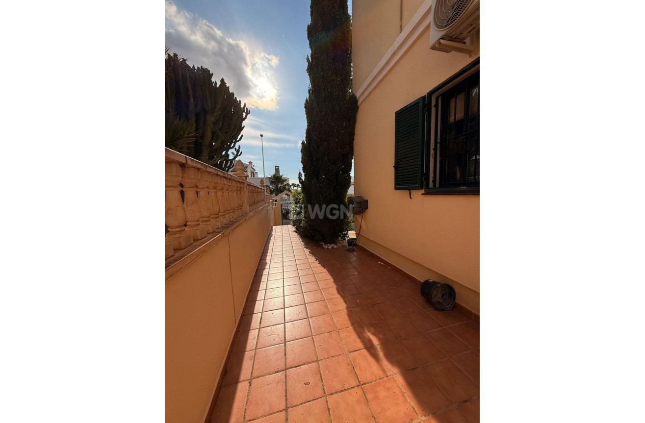 Odsprzedaż - Villa - Orihuela Costa - Lomas De Cabo Roig-los Dolses