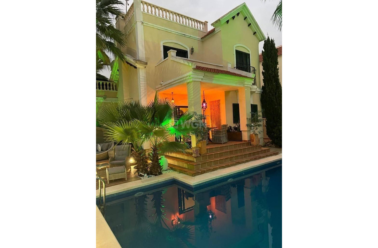 Odsprzedaż - Villa - Orihuela Costa - Lomas De Cabo Roig-los Dolses