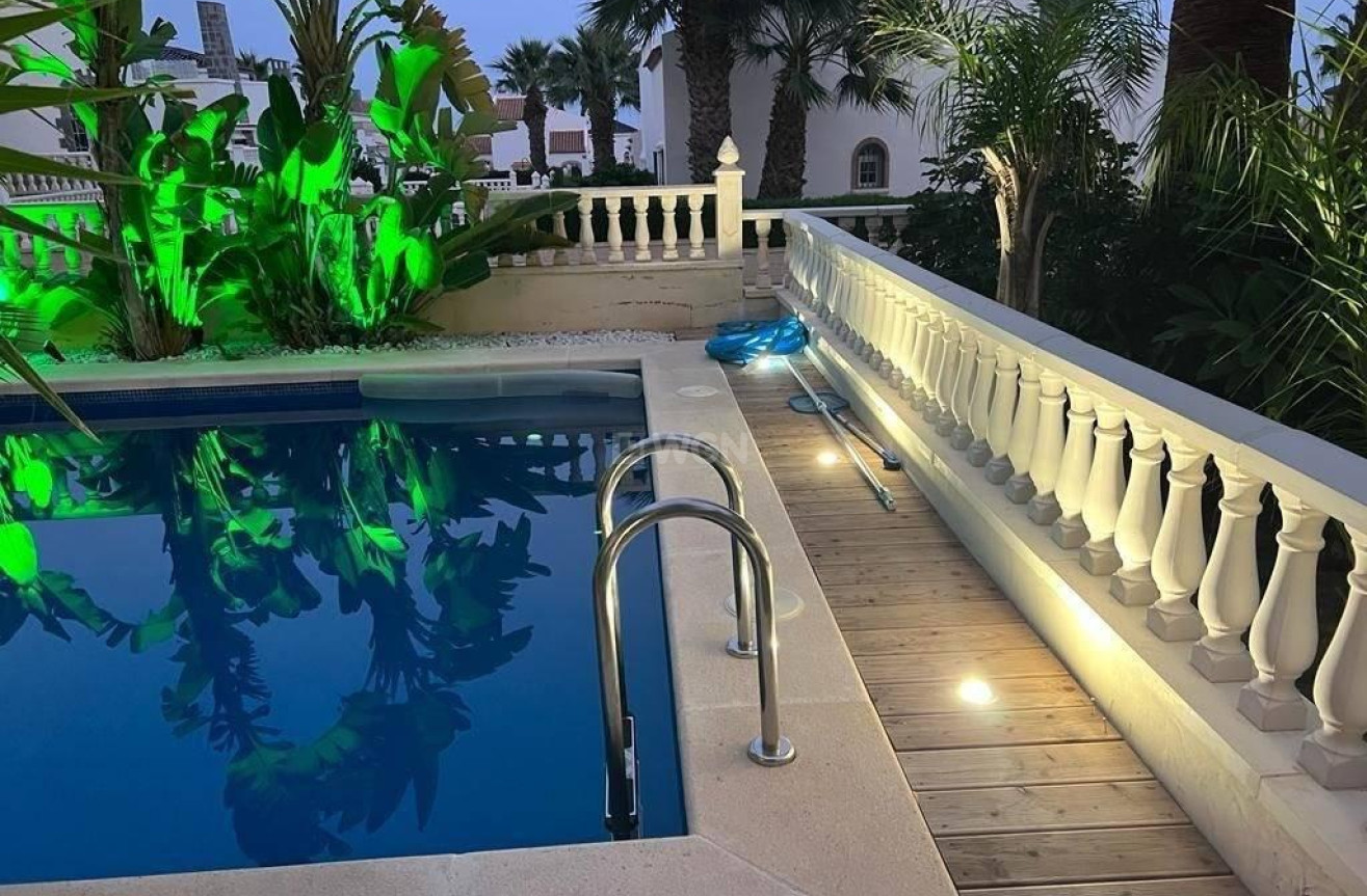 Odsprzedaż - Villa - Orihuela Costa - Lomas De Cabo Roig-los Dolses