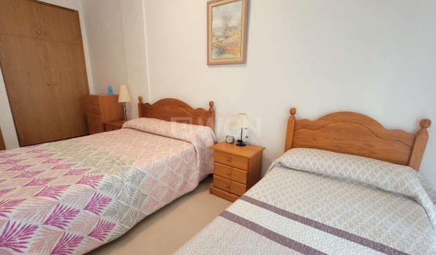 Resale - Apartment / flat - Torrevieja - aguas nuevas