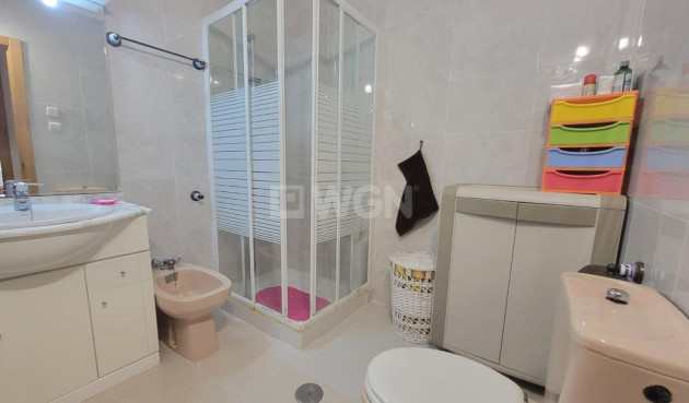 Resale - Apartment / flat - Torrevieja - aguas nuevas