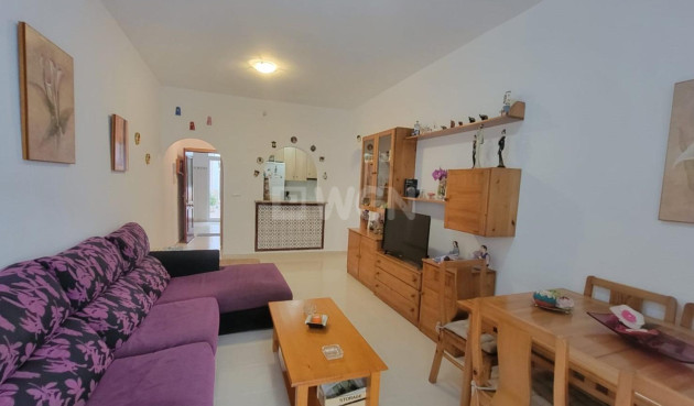 Resale - Apartment / flat - Torrevieja - aguas nuevas