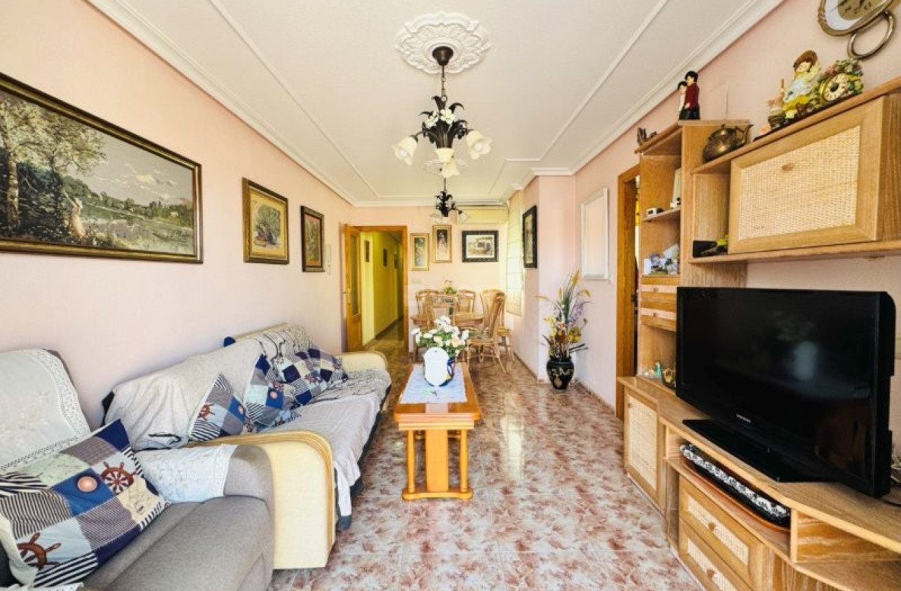 Resale - Apartment / flat - La Mata - Costa Blanca