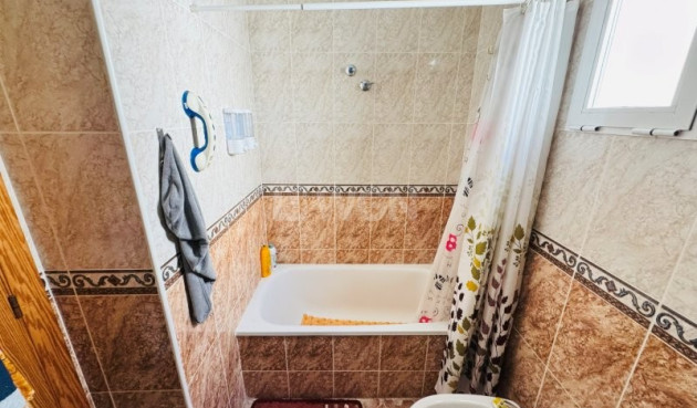 Resale - Apartment / flat - La Mata - Costa Blanca