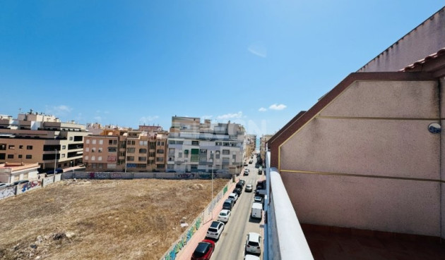 Resale - Apartment / flat - La Mata - Costa Blanca