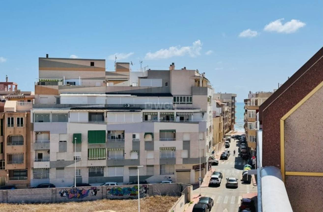 Resale - Apartment / flat - La Mata - Costa Blanca