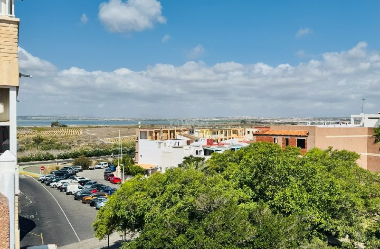 Resale - Apartment / flat - La Mata - Costa Blanca