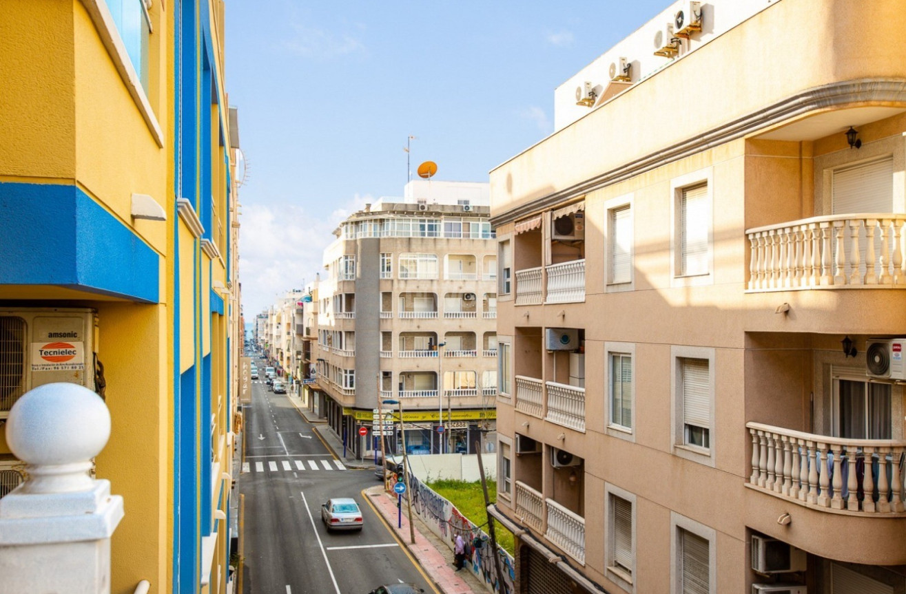 Resale - Apartment / flat - Torrevieja - Costa Blanca
