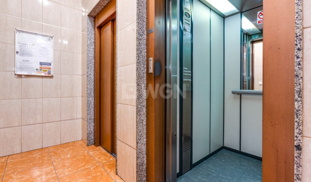 Resale - Apartment / flat - Torrevieja - Costa Blanca