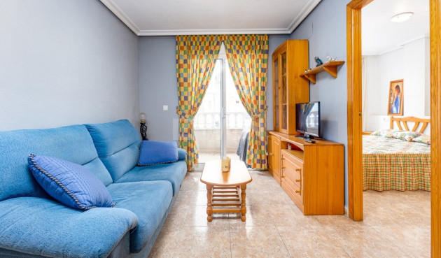 Resale - Apartment / flat - Torrevieja - Costa Blanca