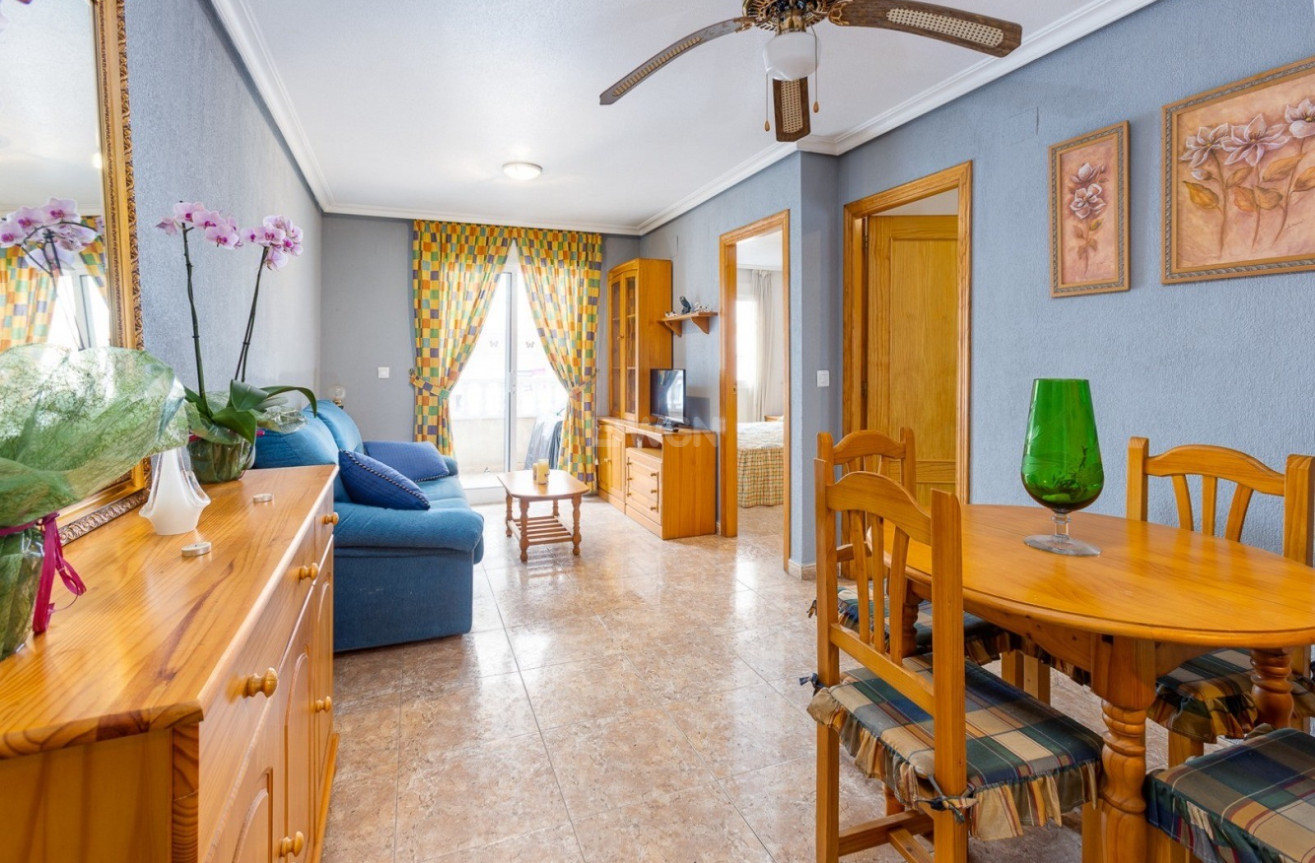 Resale - Apartment / flat - Torrevieja - Costa Blanca