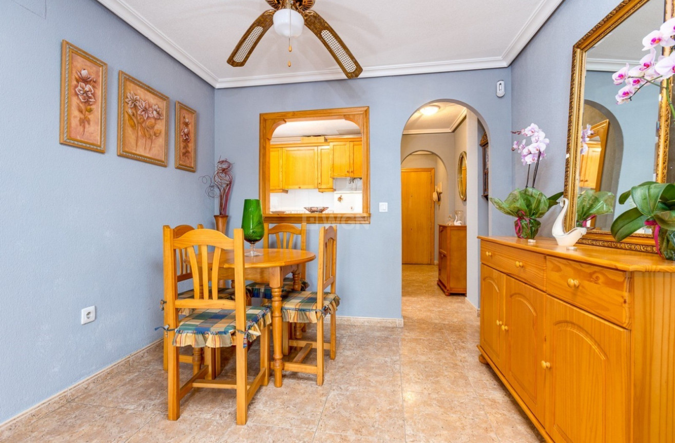 Resale - Apartment / flat - Torrevieja - Costa Blanca