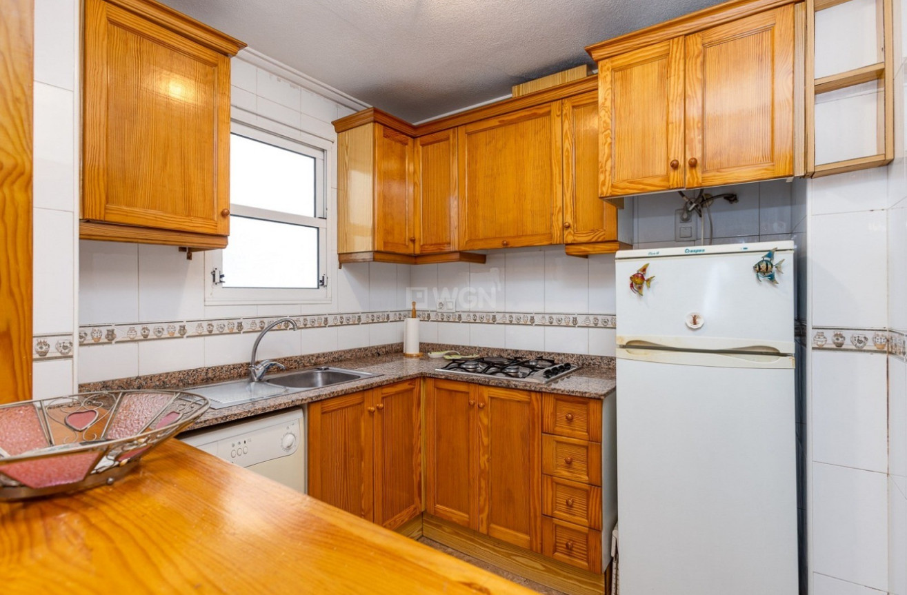 Resale - Apartment / flat - Torrevieja - Costa Blanca