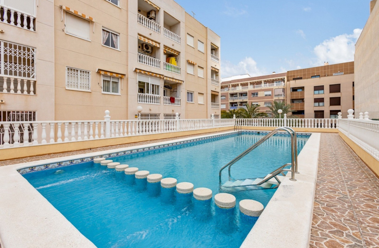 Resale - Apartment / flat - Torrevieja - Costa Blanca