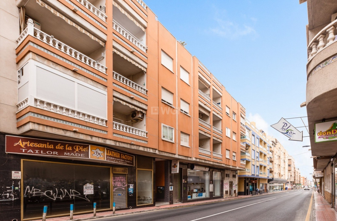 Resale - Apartment / flat - Torrevieja - Costa Blanca
