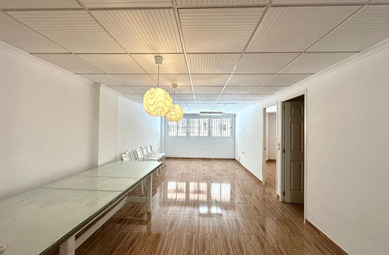 Reventa - Apartamento / piso - Torrevieja - Playa del Cura