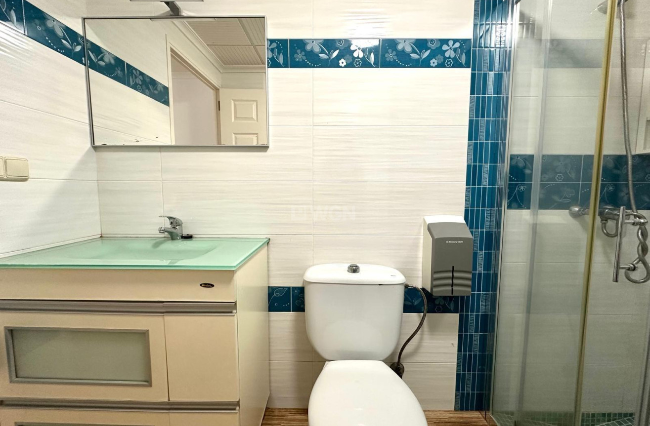 Reventa - Apartamento / piso - Torrevieja - Playa del Cura