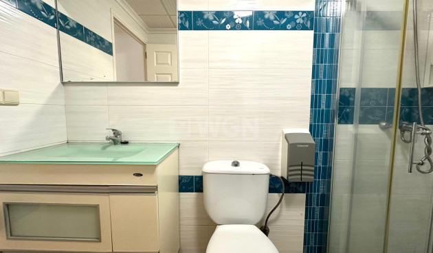 Reventa - Apartamento / piso - Torrevieja - Playa del Cura