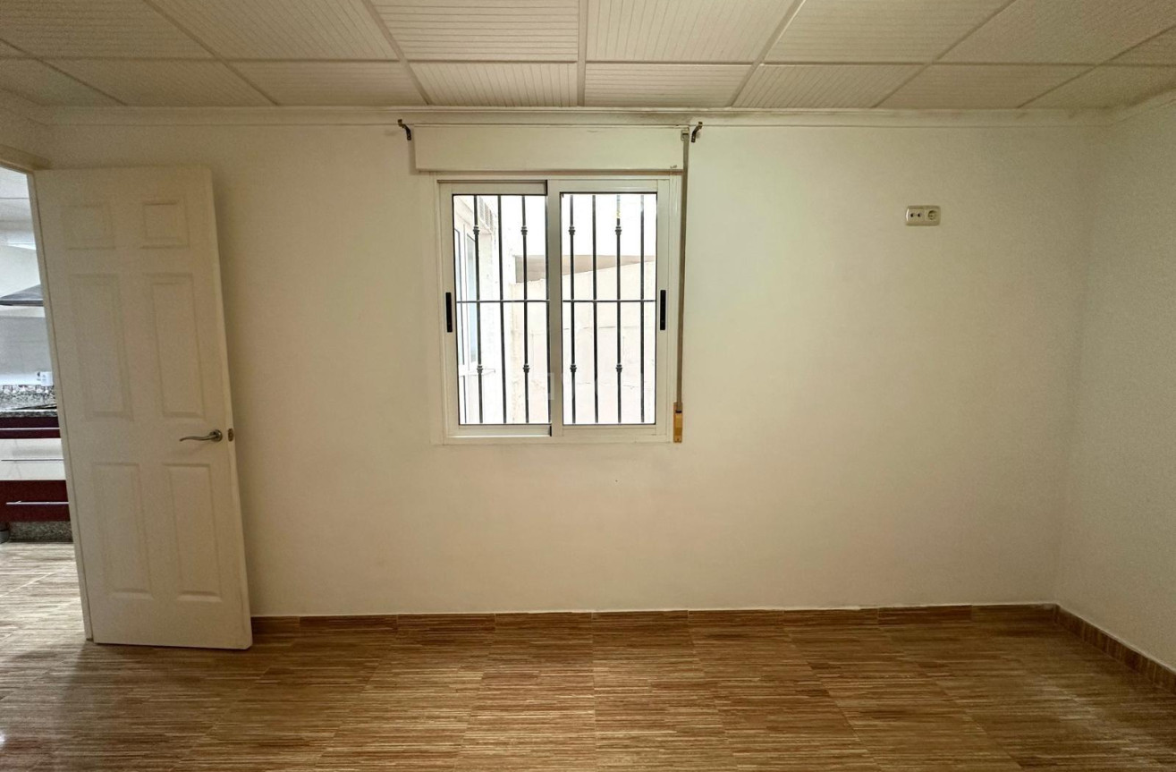 Reventa - Apartamento / piso - Torrevieja - Playa del Cura