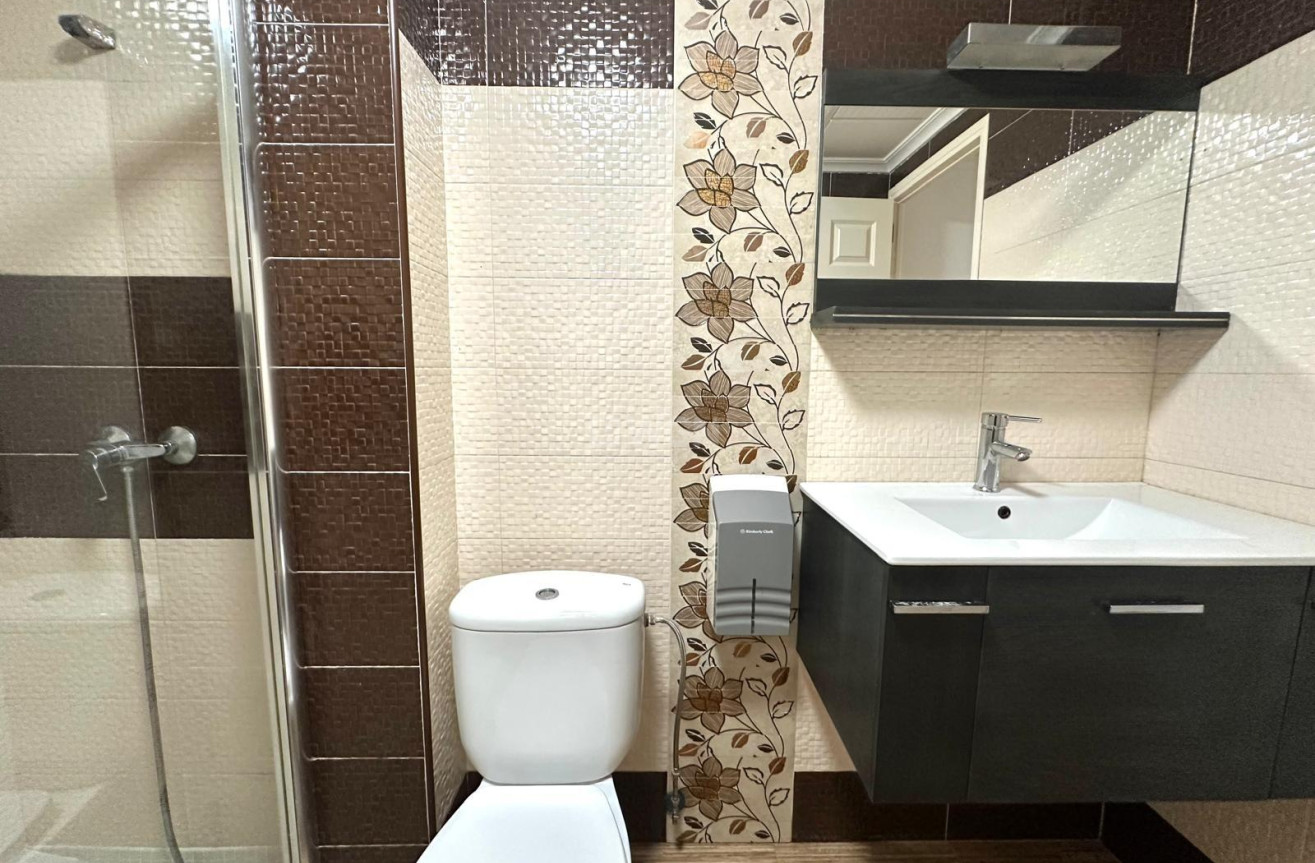 Reventa - Apartamento / piso - Torrevieja - Playa del Cura