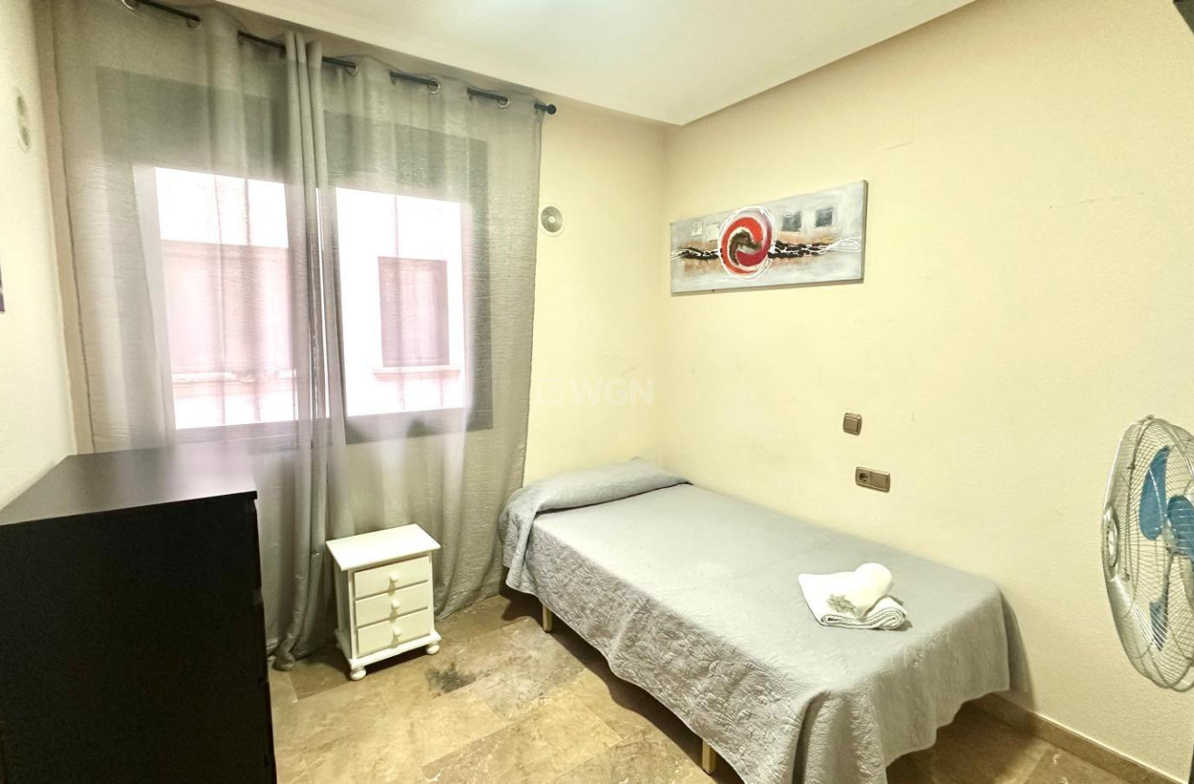 Resale - Apartment / flat - Torrevieja
