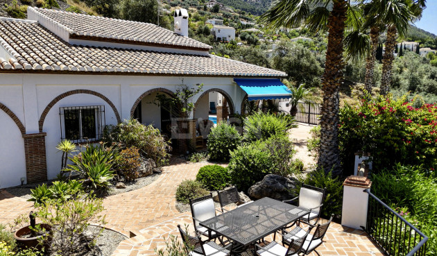 Odsprzedaż - Villa - Alcaucín - Inland