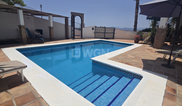 Odsprzedaż - Villa - Alcaucín - Inland