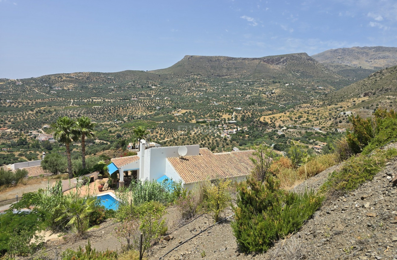 Odsprzedaż - Villa - Alcaucín - Inland