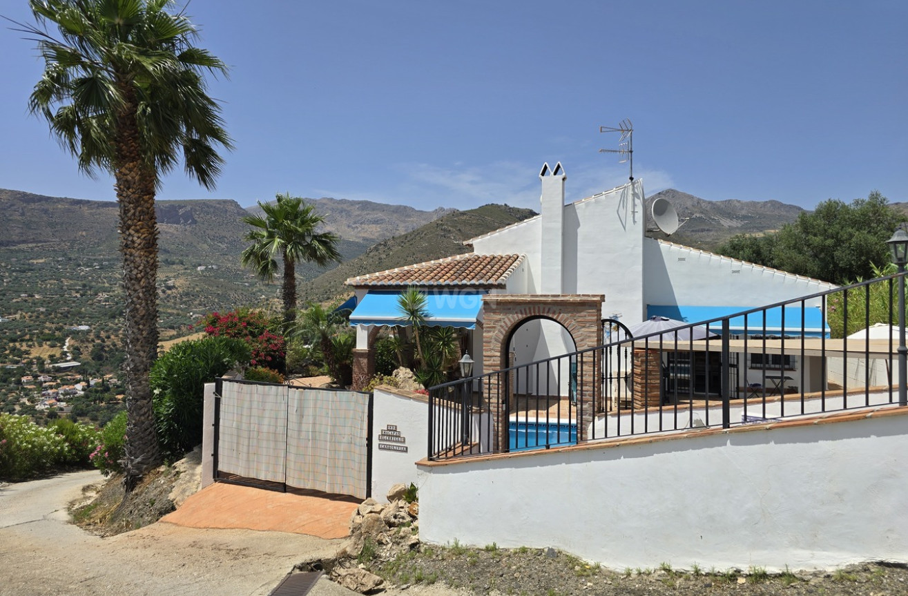 Odsprzedaż - Villa - Alcaucín - Inland