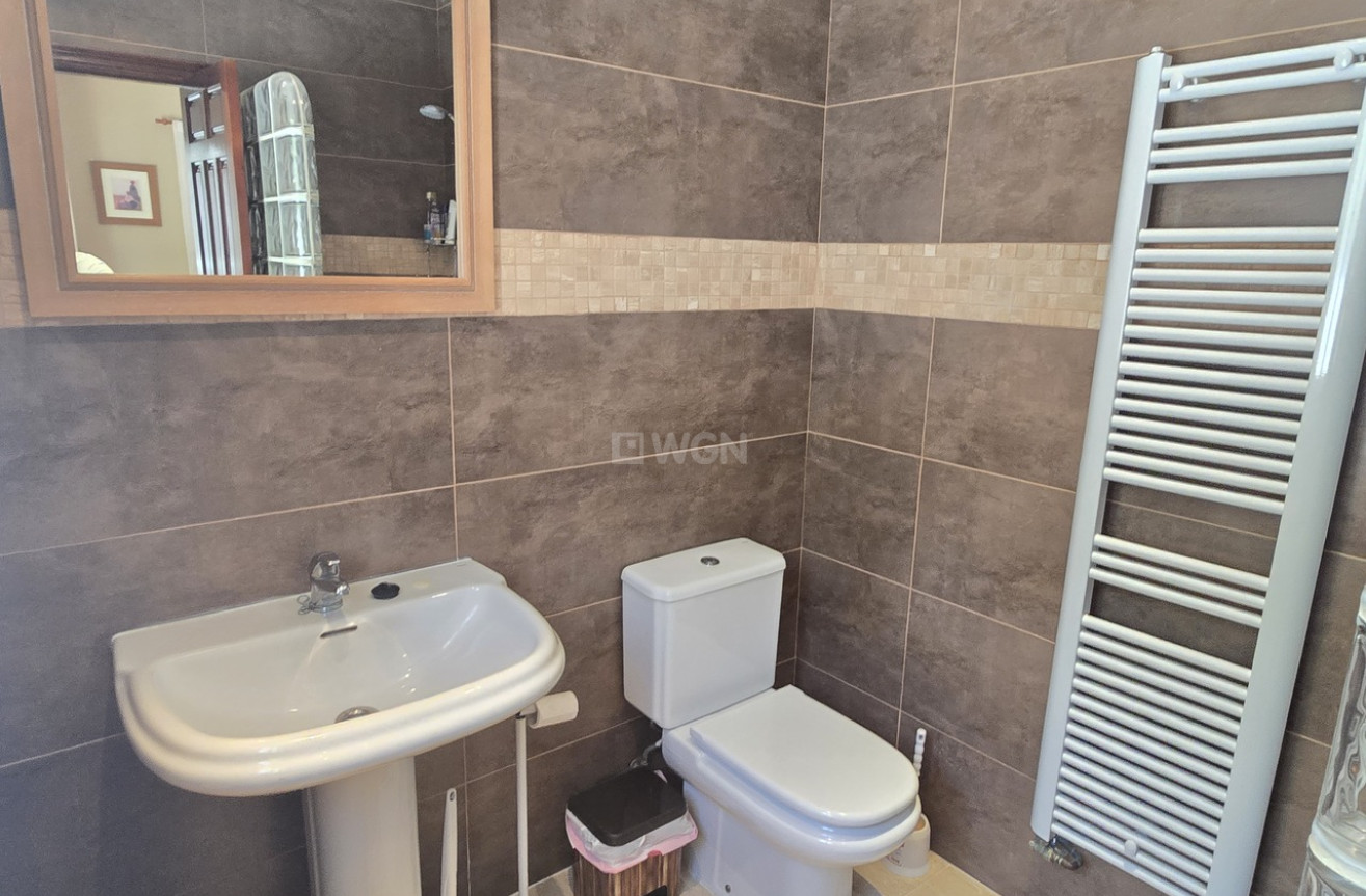 Odsprzedaż - Villa - Alcaucín - Inland