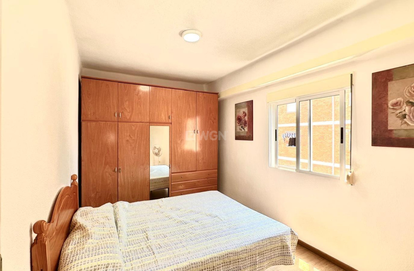 Wiederverkauf - Wohnung - Torrevieja - Estacion De Autobuses