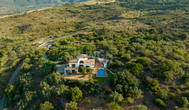 Wiederverkauf - Villa - Periana - Inland