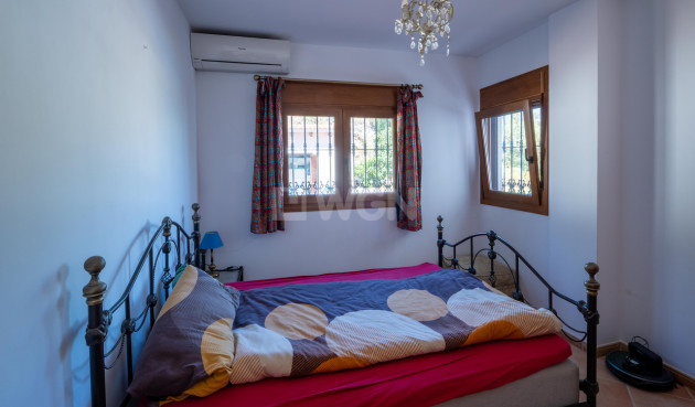 Wiederverkauf - Villa - Periana - Inland