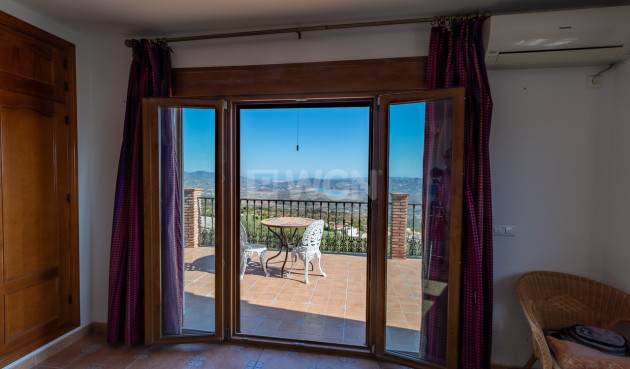 Wiederverkauf - Villa - Periana - Inland