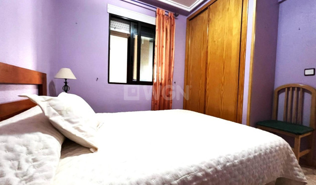 Resale - Apartment / flat - Guardamar del Segura - Pueblo