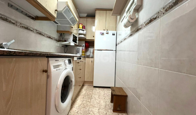 Resale - Apartment / flat - Guardamar del Segura - Pueblo