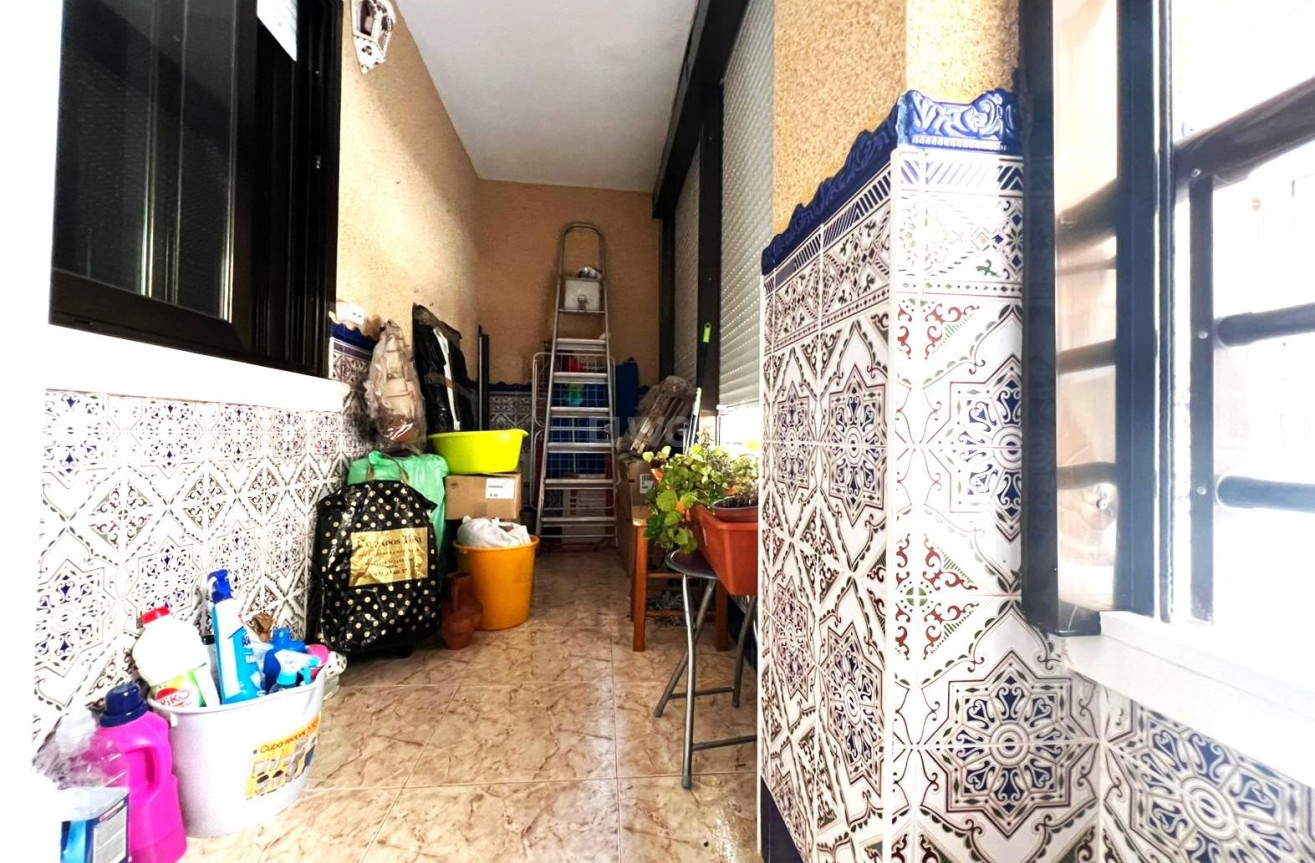 Resale - Apartment / flat - Guardamar del Segura - Pueblo