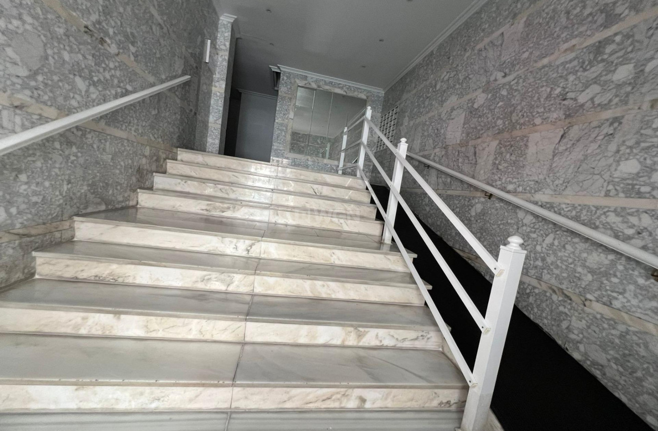 Resale - Apartment / flat - Guardamar del Segura - Pueblo