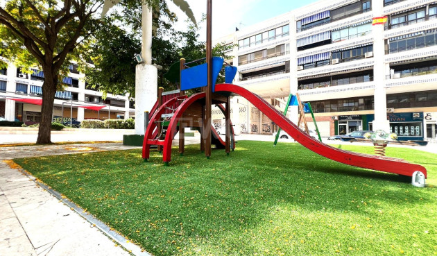 Resale - Apartment / flat - Guardamar del Segura - Pueblo