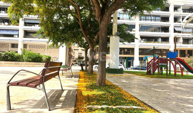 Resale - Apartment / flat - Guardamar del Segura - Pueblo