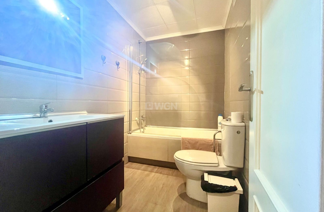 Reventa - Apartamento / piso - Torrevieja - Acequion