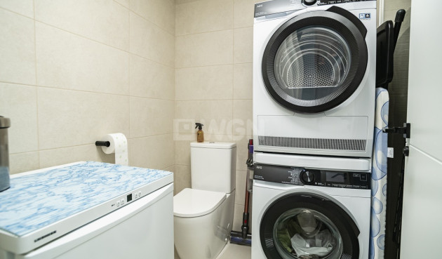 Resale - Apartment / flat - Pilar de la Horadada - Costa Blanca