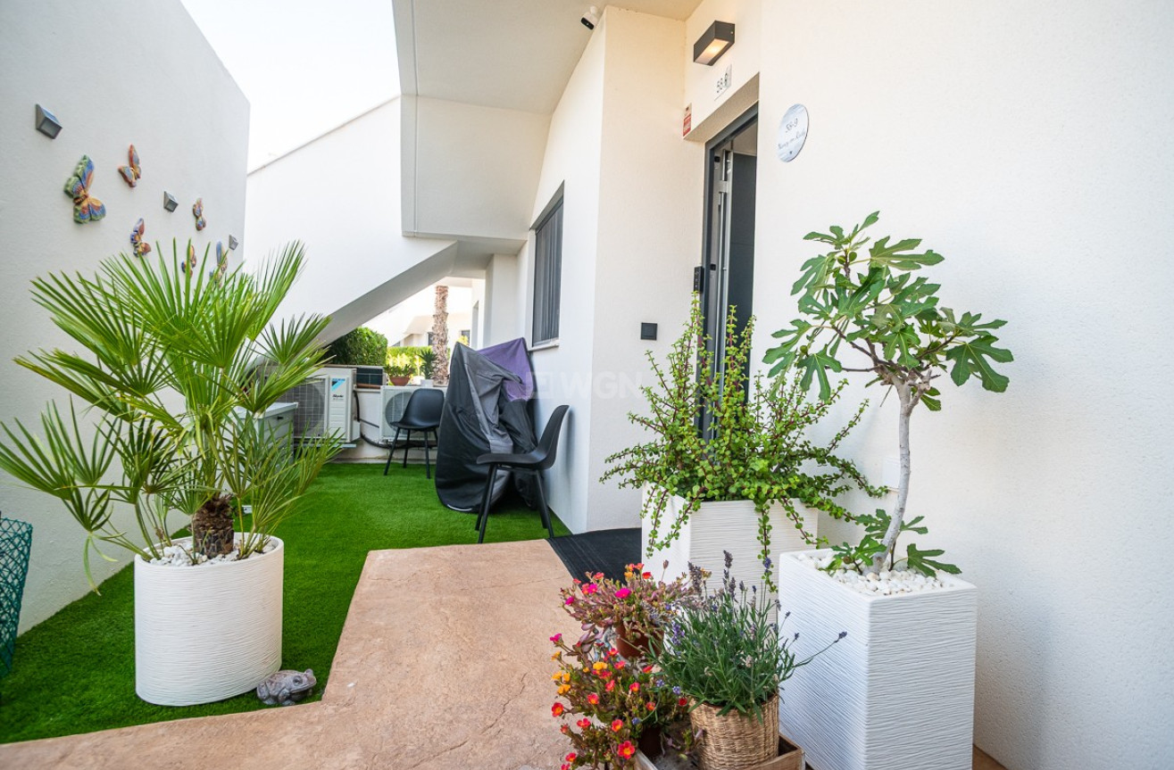 Resale - Apartment / flat - Pilar de la Horadada - Costa Blanca