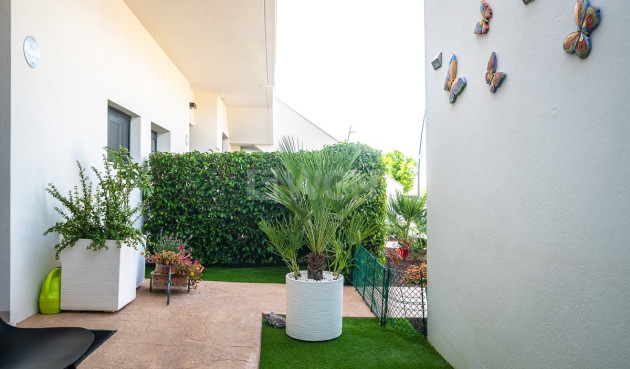 Resale - Apartment / flat - Pilar de la Horadada - Costa Blanca